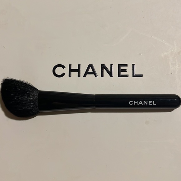 CHANEL brush - Picture 3 of 4